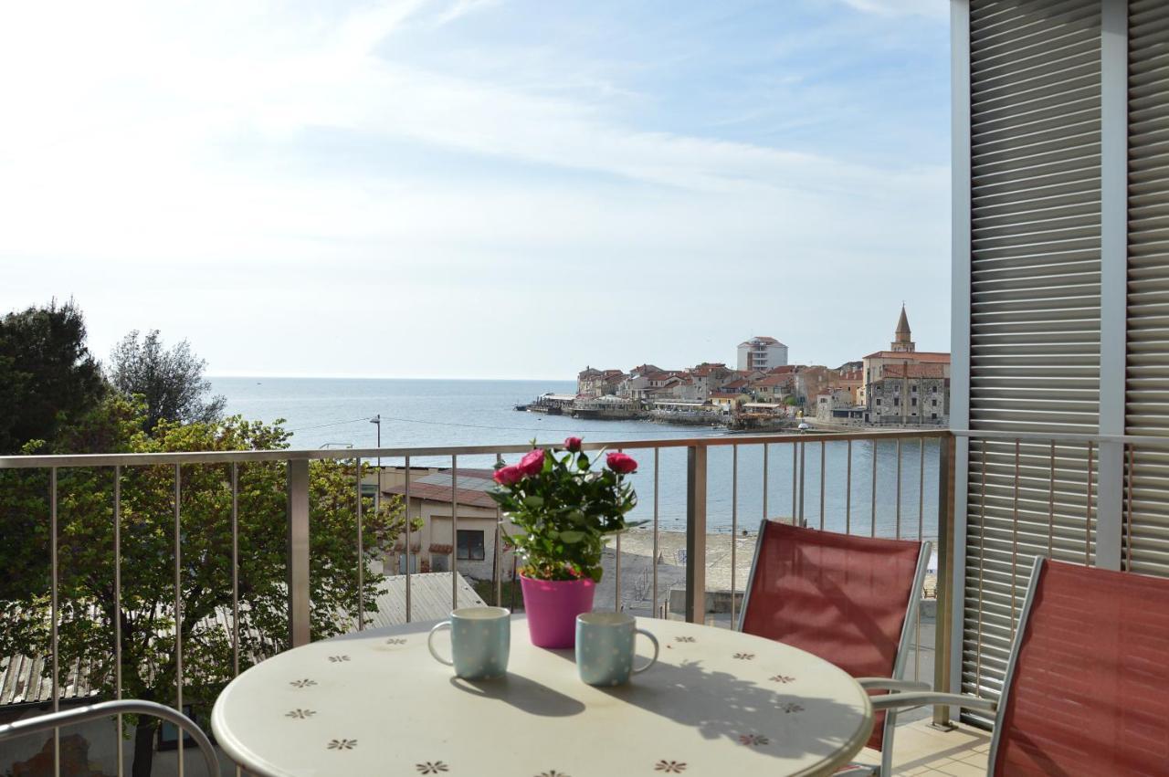 Apartment Silvija Sea View 乌马格 外观 照片